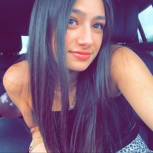 Meet your Posher, Isabela